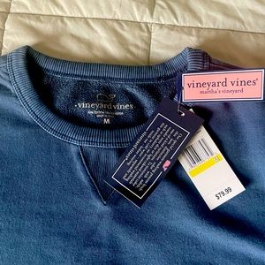 Men’s Vineyard Vines sweatshirt size M NWT